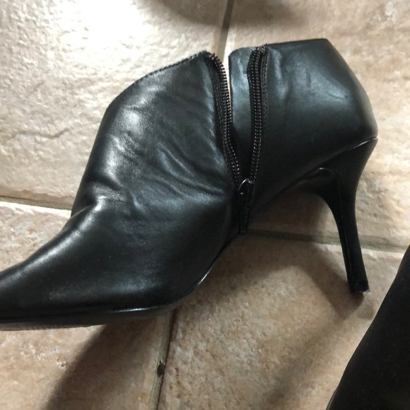 Shoes - Picture 3 of 3